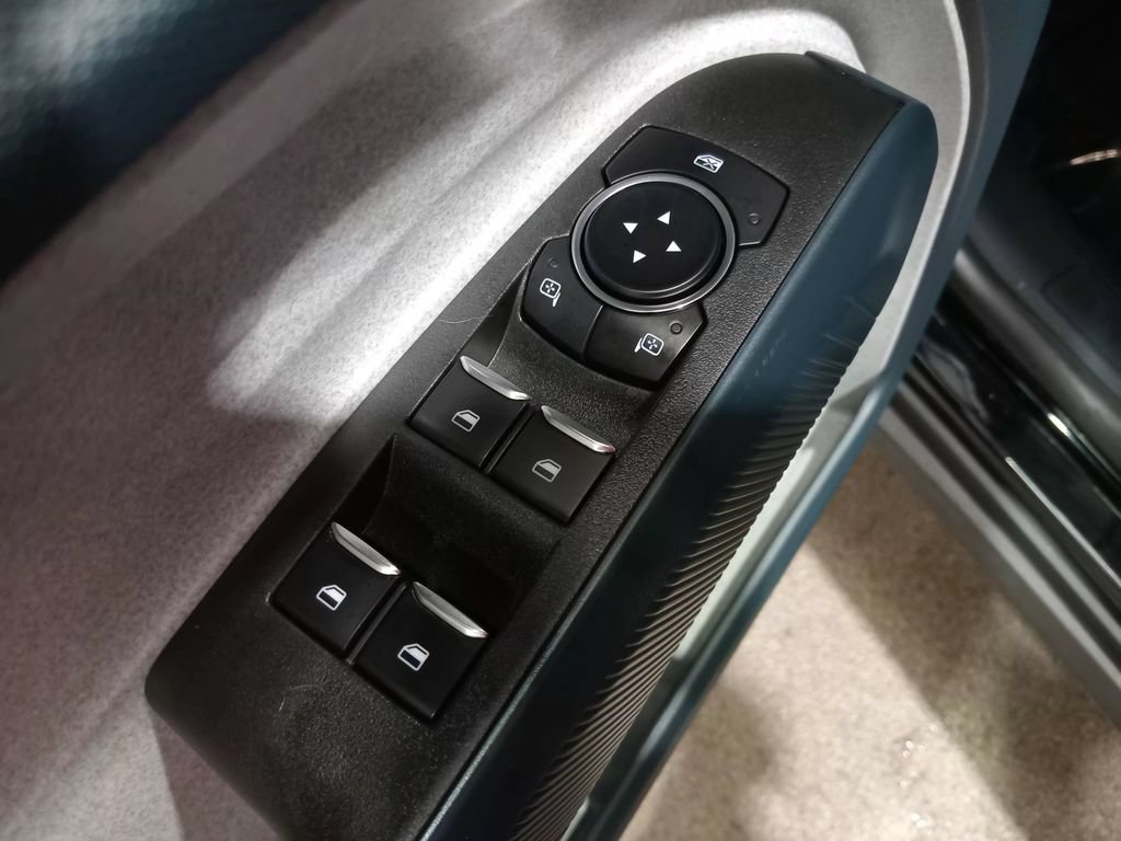 Certified 2023 Ford Maverick XLT FWD image 18