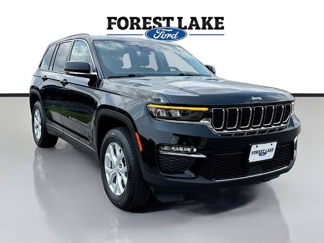 Used 2023 Jeep Grand Cherokee Limited w/ Trailer Tow Prep Group (B) AWD/4WD image 1