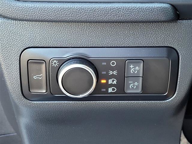 Certified 2022 Ford Escape SE w/ SE Sport Appearance Package FWD image 16