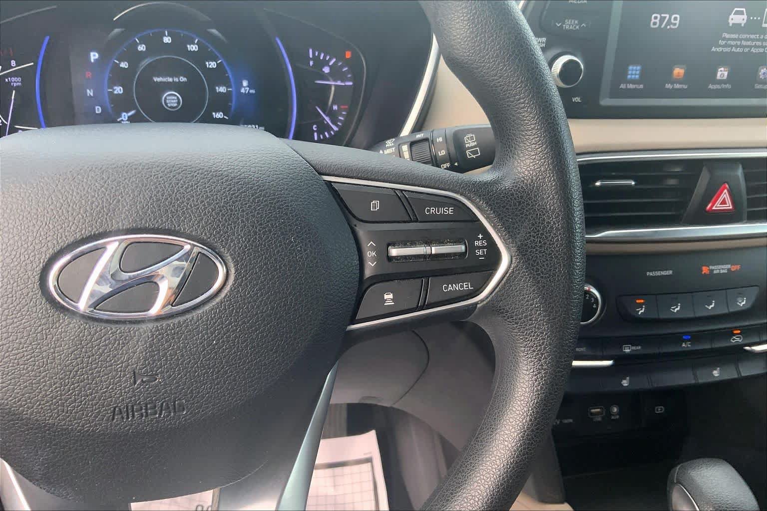 Used 2019 Hyundai Santa Fe SEL FWD image 23