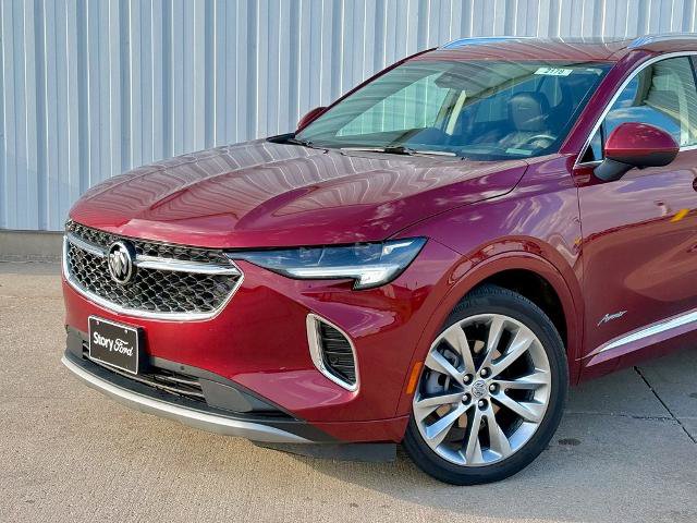 Used 2023 Buick Envision Avenir AWD/4WD image 2