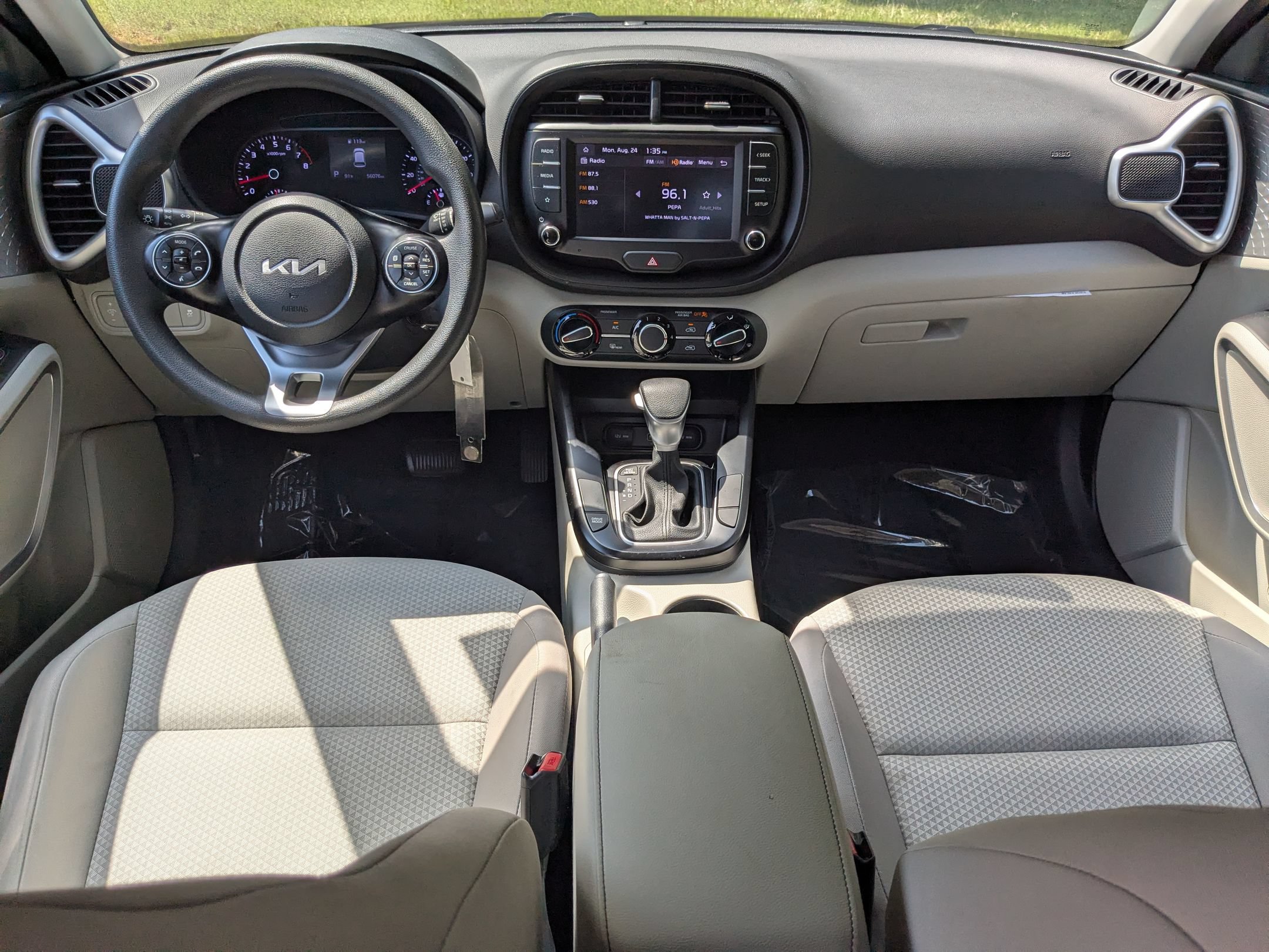 Used 2022 Kia Soul LX FWD image 23