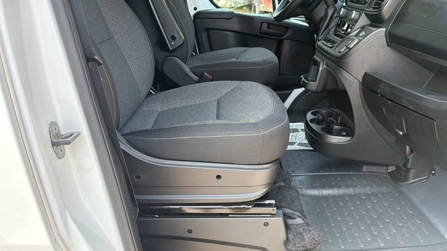 Used 2025 RAM ProMaster 2500 w/ U-Haul Equipment Group FWD image 13