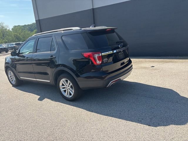 Certified 2017 Ford Explorer XLT w/ Equipment Group 202A FWD image 40