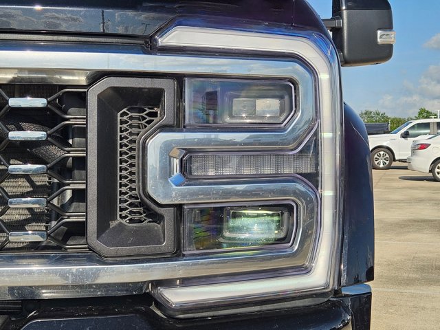 Certified 2025 Ford F450 Platinum AWD/4WD image 9