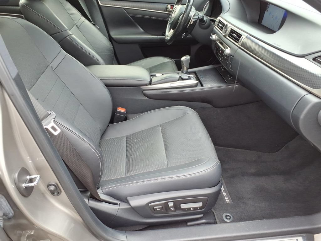 Used 2019 Lexus GS 350 F Sport AWD/4WD image 9