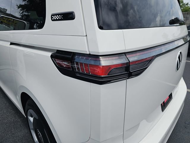 Used 2025 Volkswagen ID. Buzz Pro S RWD image 36
