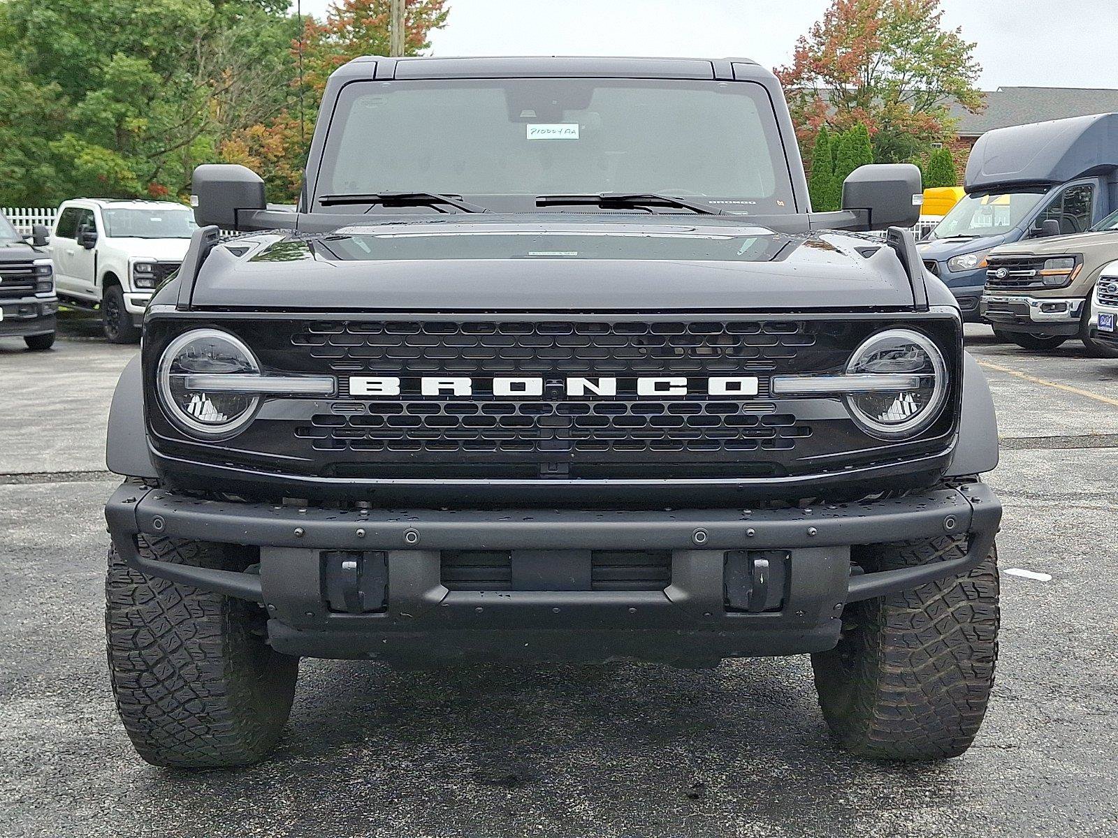 Certified 2024 Ford Bronco Wildtrak AWD/4WD image 2