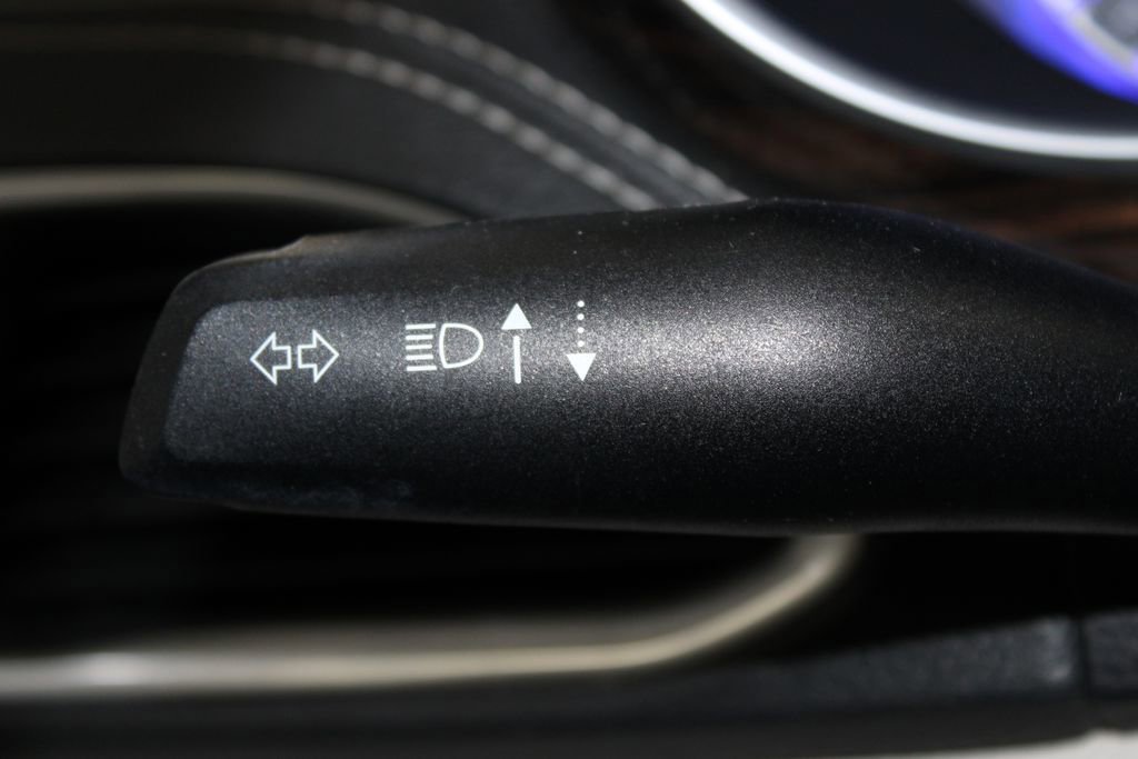 Used 2022 Chrysler Pacifica Limited image 46