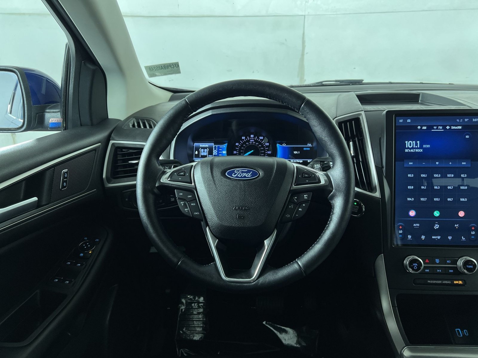 Certified 2022 Ford Edge SEL w/ Convenience Package AWD/4WD image 16