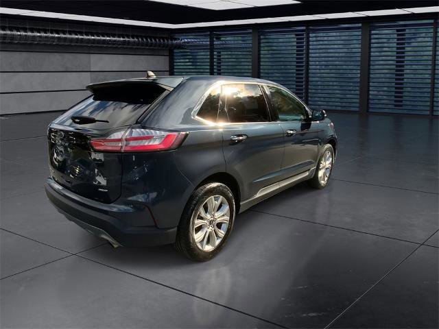 Certified 2024 Ford Edge Titanium image 7
