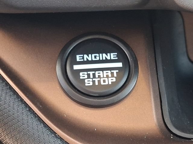 Certified 2024 Ford Bronco Sport Outer Banks w/ Tech Package AWD/4WD image 24