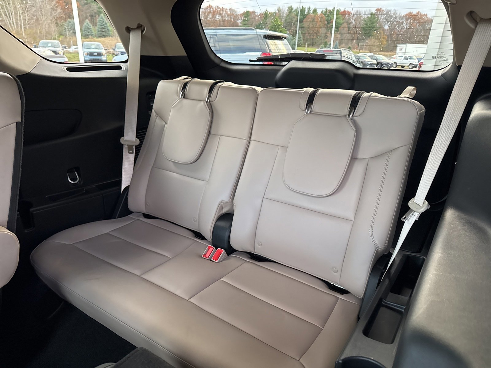 Certified 2023 Ford Explorer XLT w/ Equipment Group 202A image 38