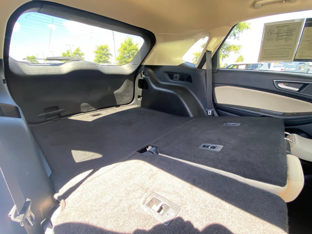 Certified 2021 Ford Edge SE FWD image 28