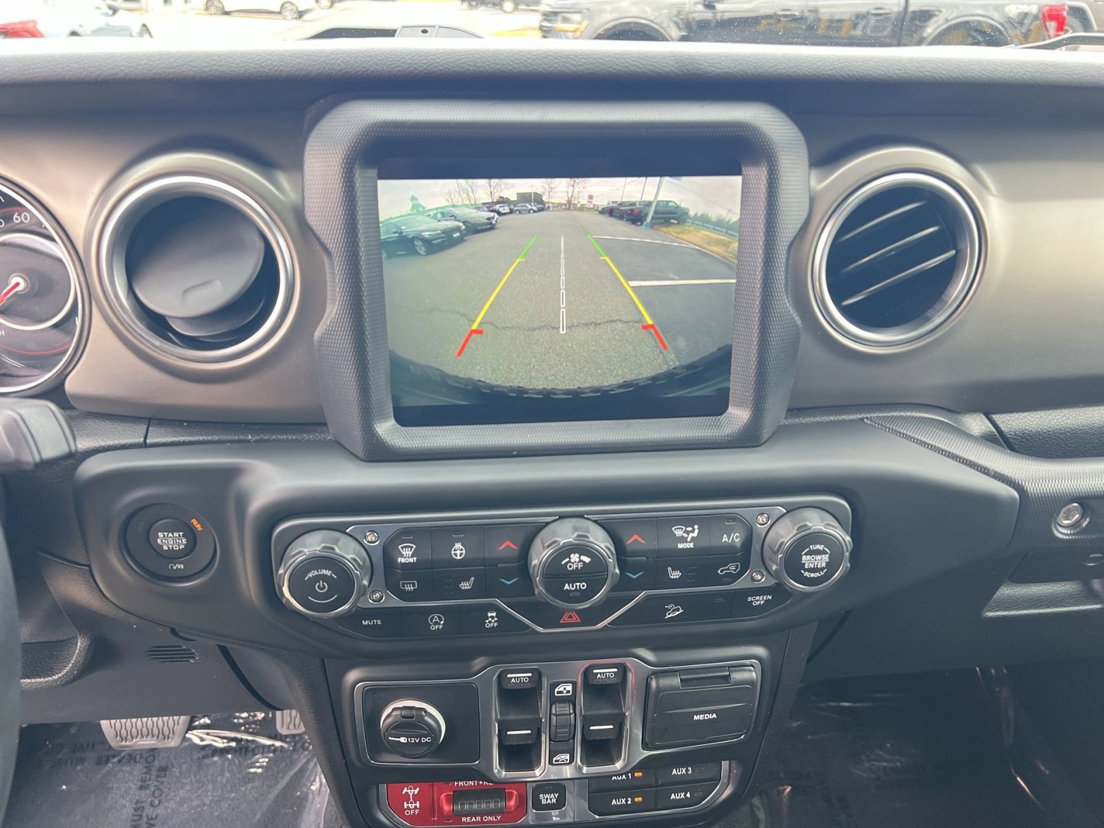 Used 2018 Jeep Wrangler Unlimited Rubicon image 19