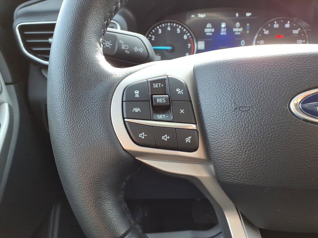 Certified 2023 Ford Explorer XLT w/ Equipment Group 202A image 18