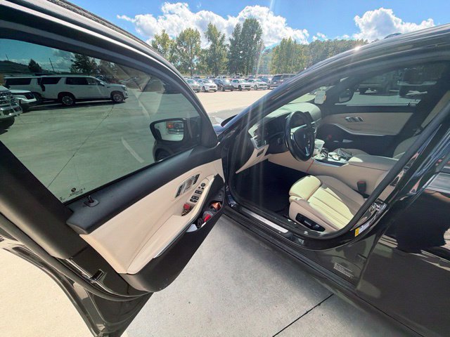 Used 2019 BMW 330i Sedan w/ Convenience Package RWD image 32