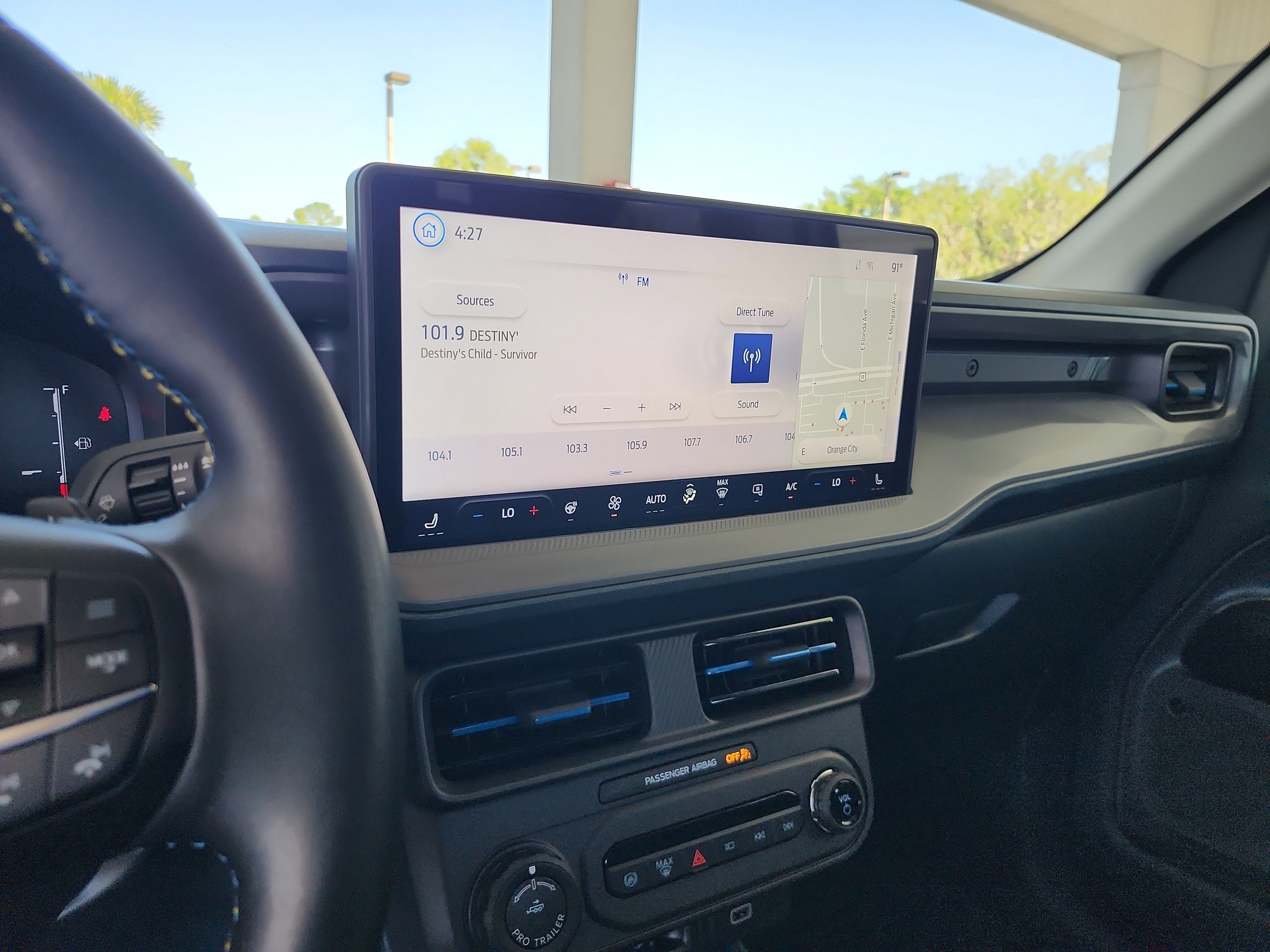 Certified 2025 Ford Maverick Lobo AWD/4WD image 12