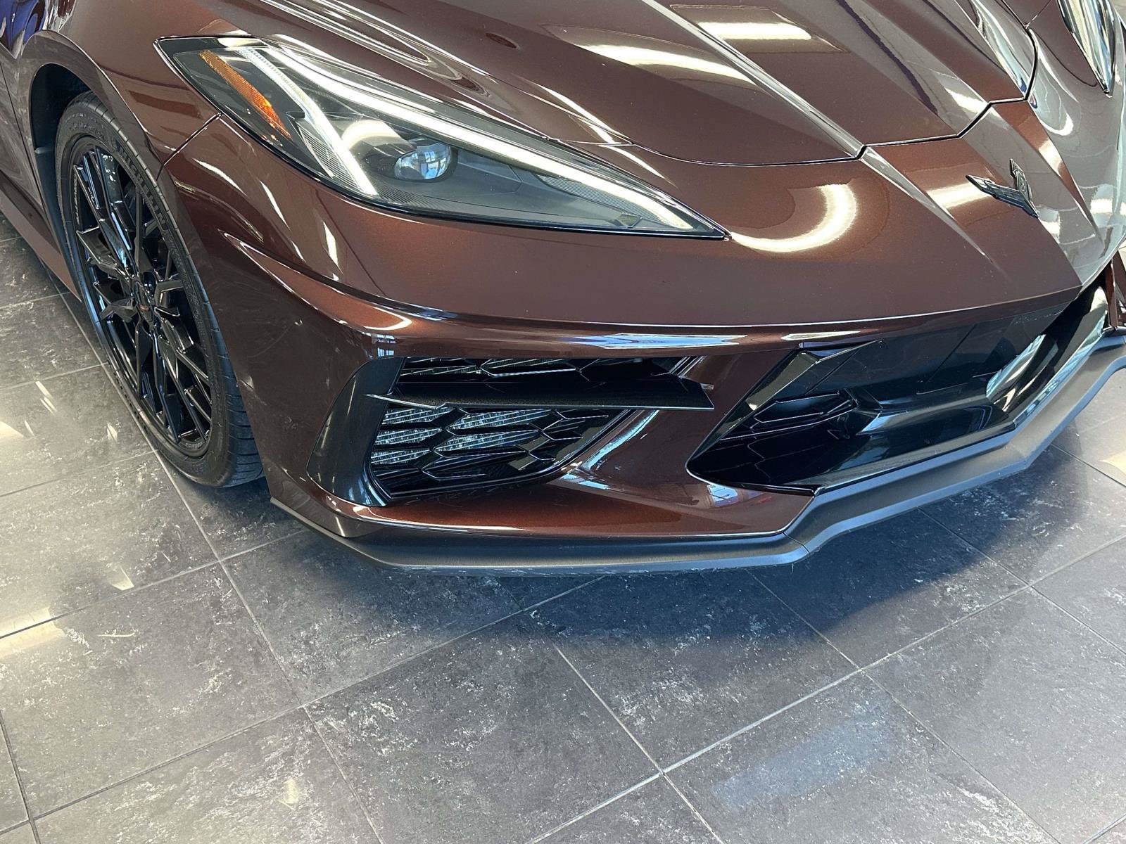 Used 2023 Chevrolet Corvette Stingray Coupe w/ Z51 Performance Package RWD image 8