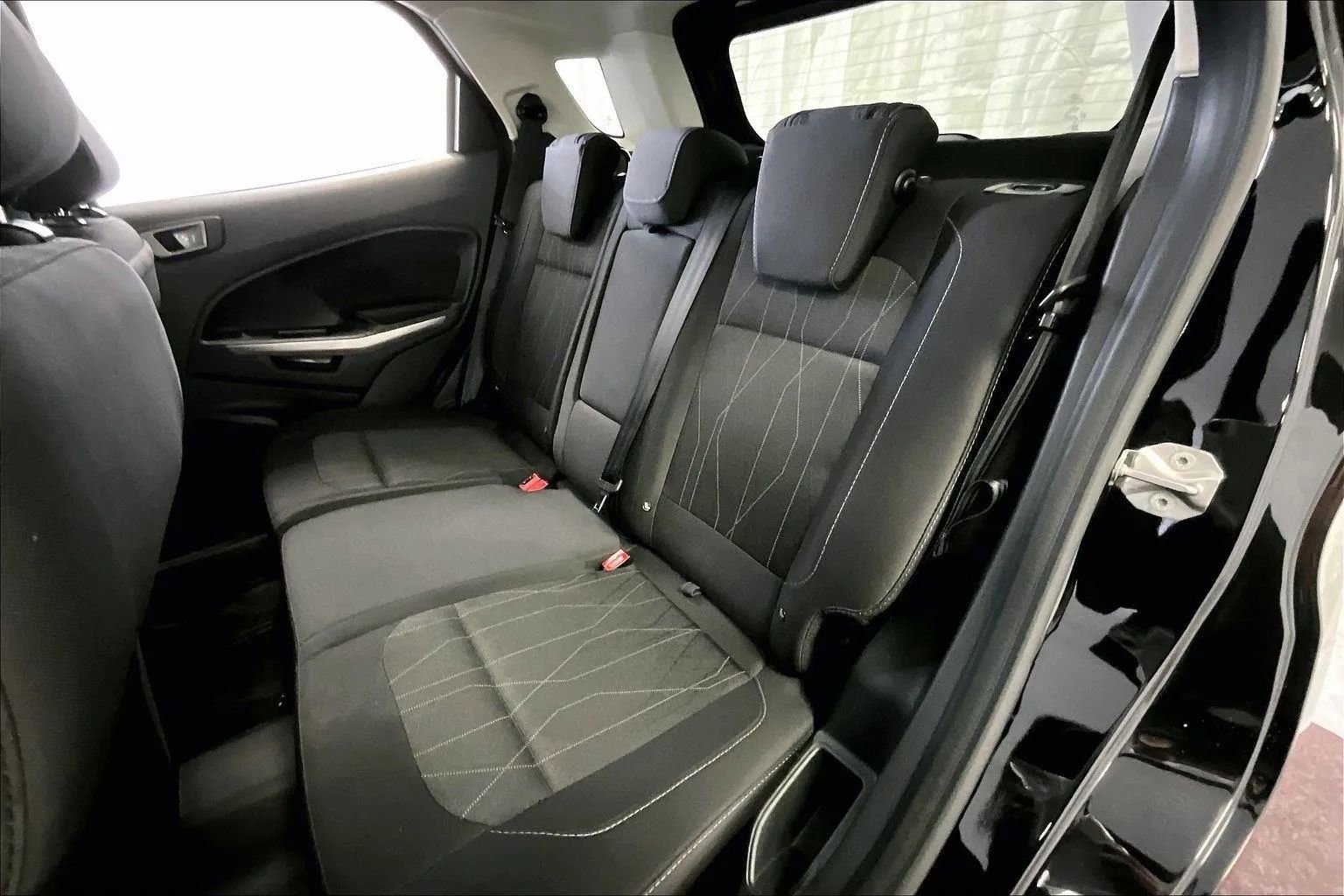 Certified 2022 Ford EcoSport SE image 25