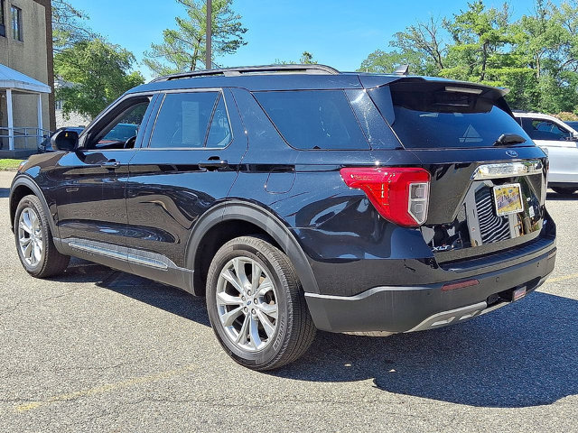 Certified 2023 Ford Explorer XLT w/ Equipment Group 202A AWD/4WD image 22