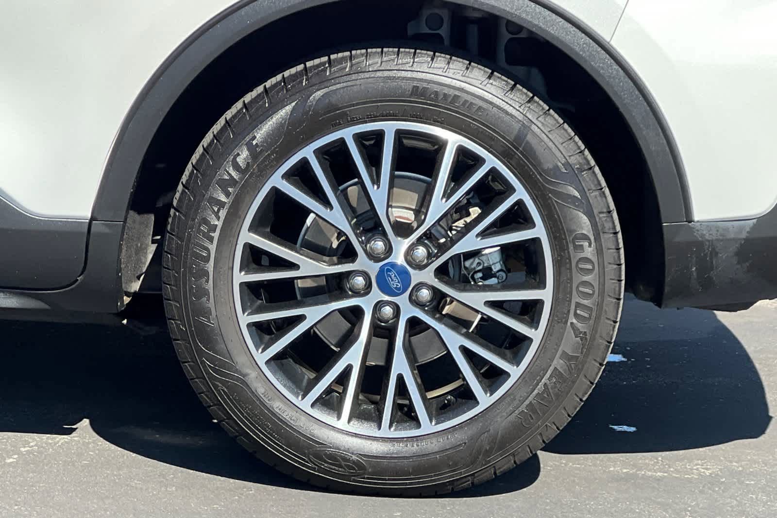 Certified 2022 Ford Escape SEL w/ Technology Package image 27