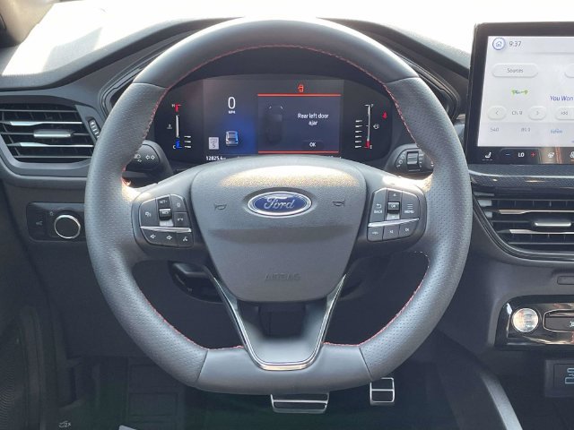 Certified 2023 Ford Escape ST-Line w/ Tech Pack #1 AWD/4WD image 14