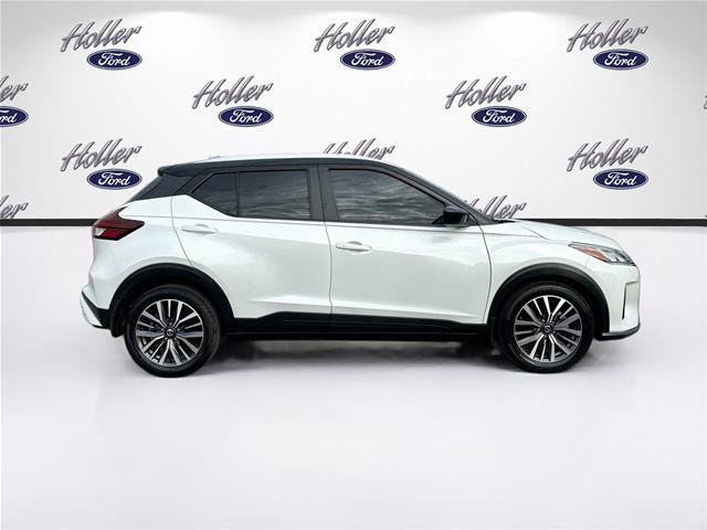 Used 2021 Nissan Kicks SV FWD image 9