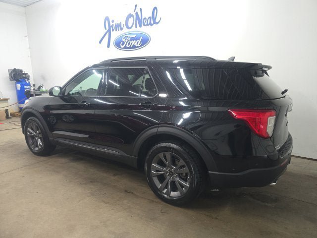 Certified 2023 Ford Explorer XLT w/ Equipment Group 202A AWD/4WD image 25