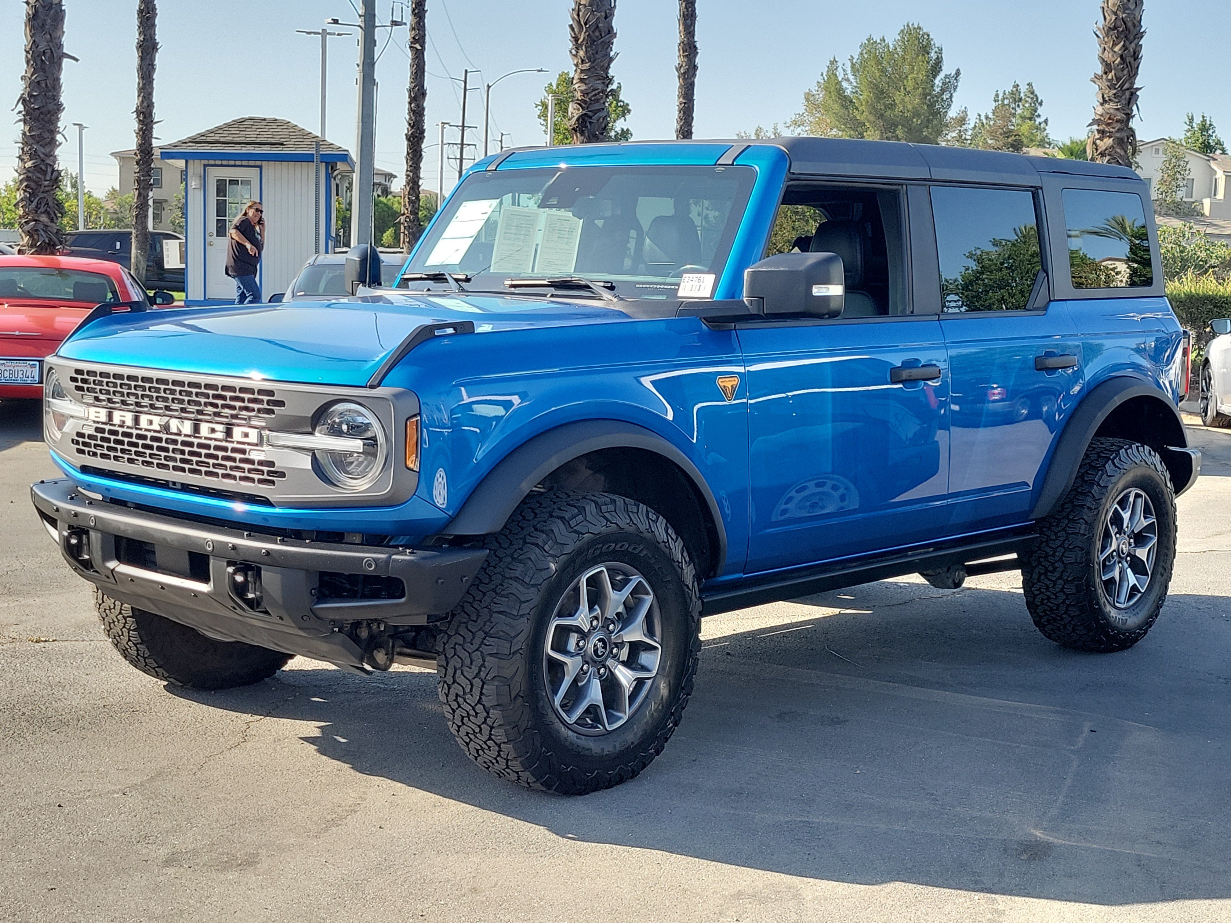 Certified 2024 Ford Bronco Badlands AWD/4WD image 17
