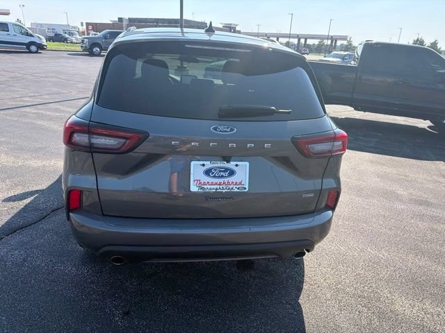 Certified 2024 Ford Escape ST-Line w/ Equipment Group 301A FWD image 4