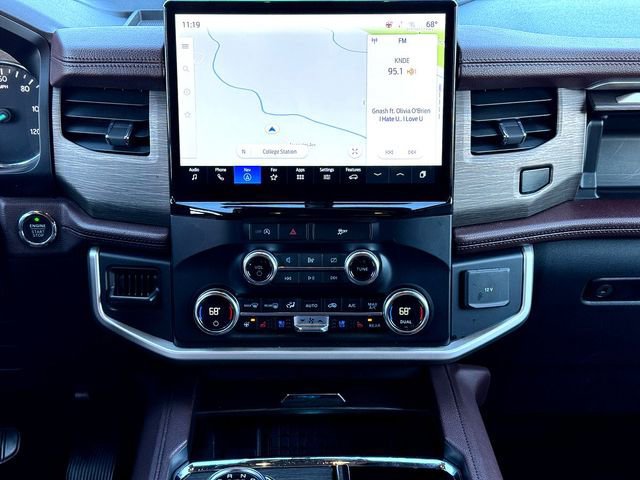 Certified 2024 Ford Expedition Max Limited image 27