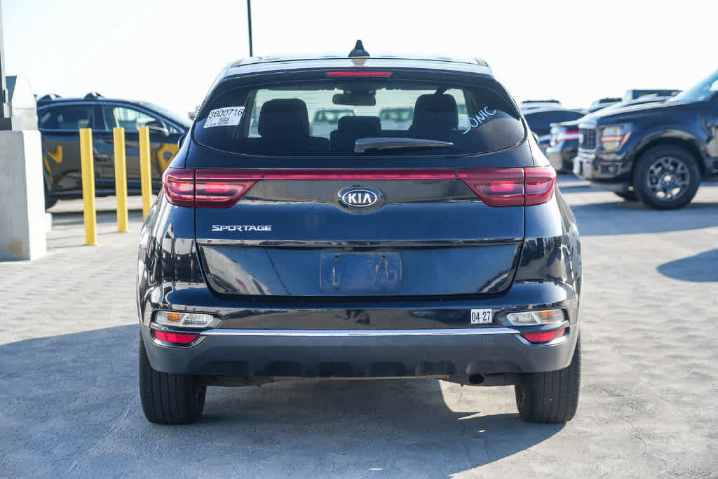 Used 2022 Kia Sportage LX AWD/4WD image 7