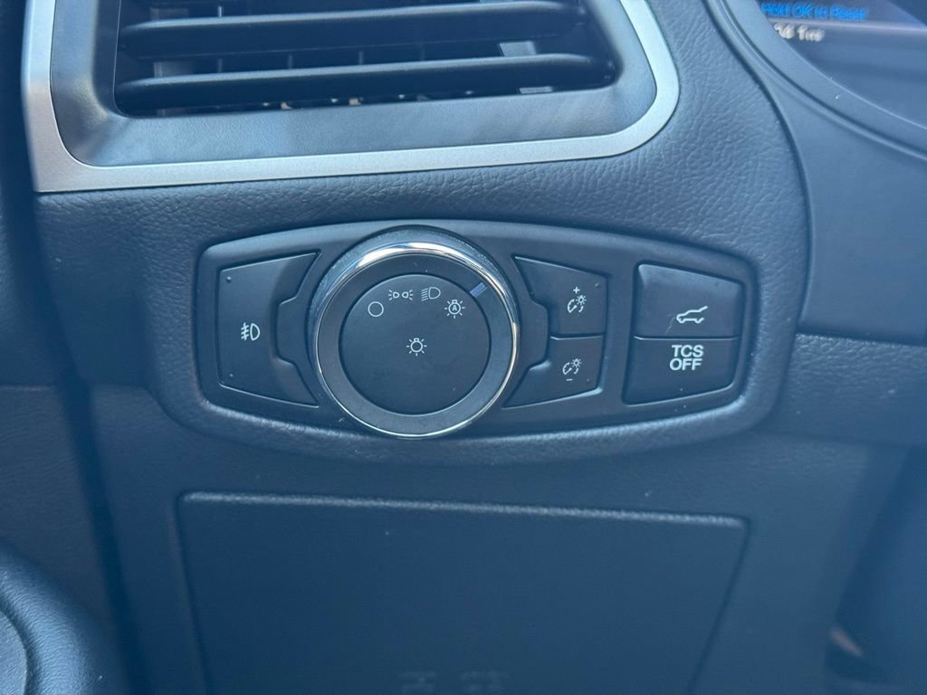 Certified 2024 Ford Edge ST-Line AWD/4WD image 34
