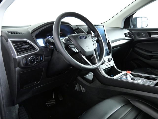 Certified 2024 Ford Edge SEL w/ Convenience Package AWD/4WD image 15