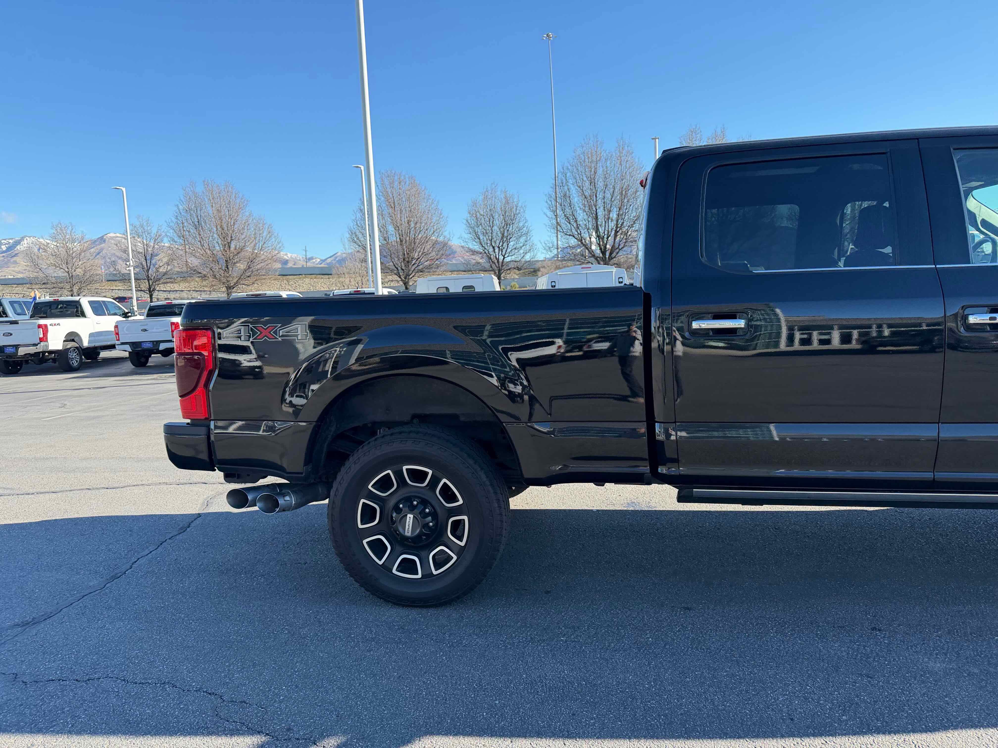 Certified 2022 Ford F350 Platinum image 11