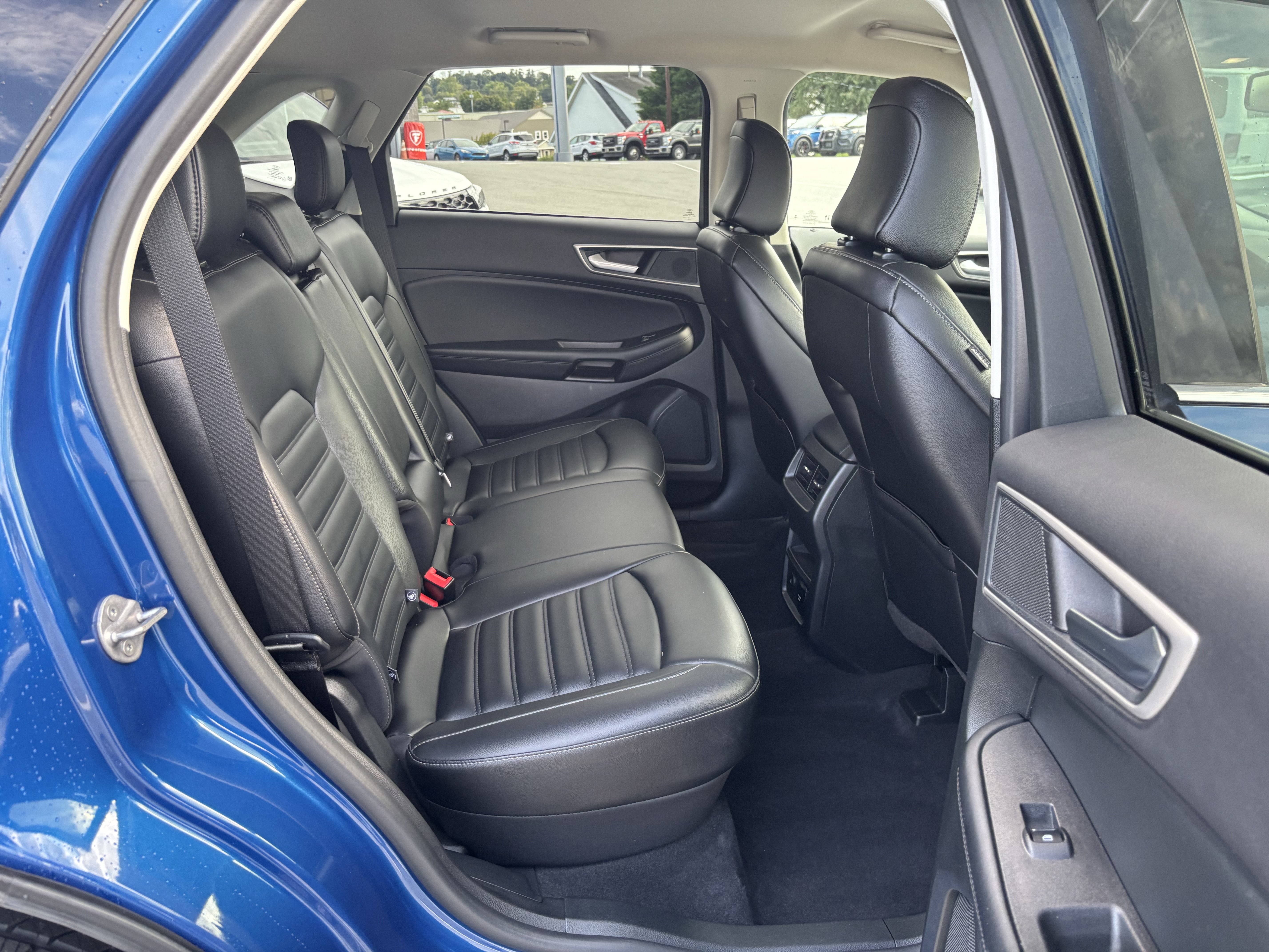 Certified 2024 Ford Edge SEL w/ Convenience Package AWD/4WD image 36