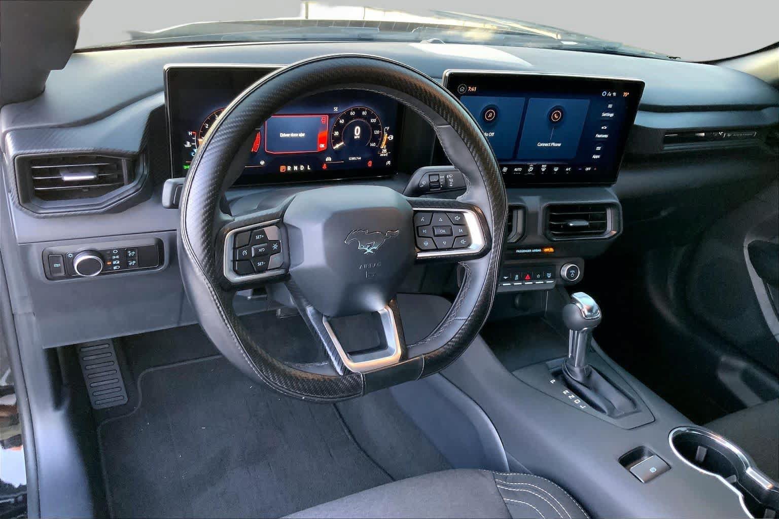 Certified 2025 Ford Mustang Coupe RWD image 6