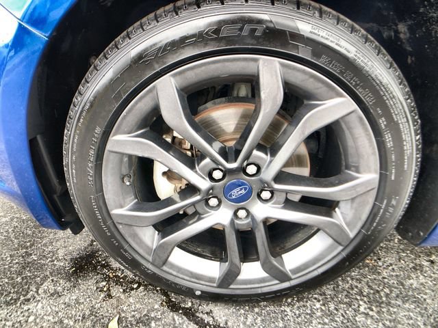 Certified 2018 Ford Fusion SE w/ Equipment Group 201A FWD image 10