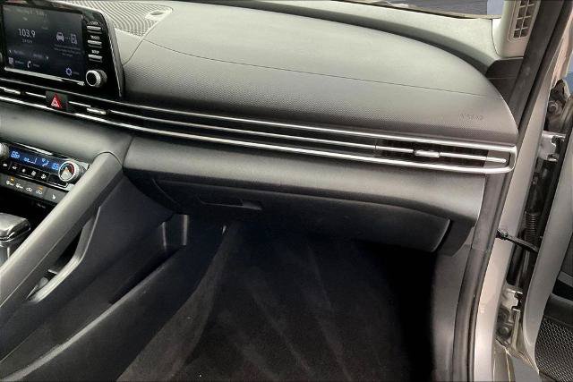 Used 2021 Hyundai Elantra SEL w/ Convenience Package FWD image 24