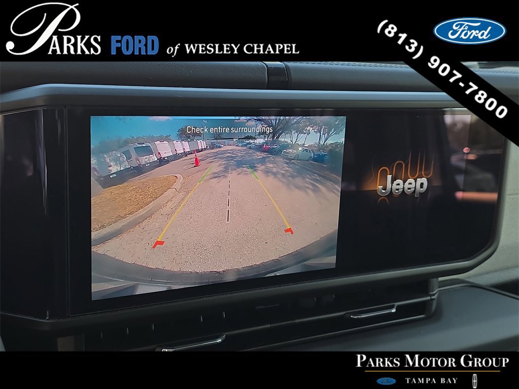 Used 2024 Jeep Wrangler Sahara image 21