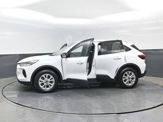 Certified 2025 Ford Escape Active AWD/4WD image 27