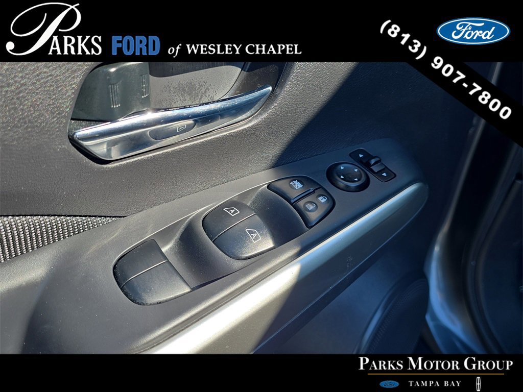 Used 2020 Nissan Kicks SV image 17