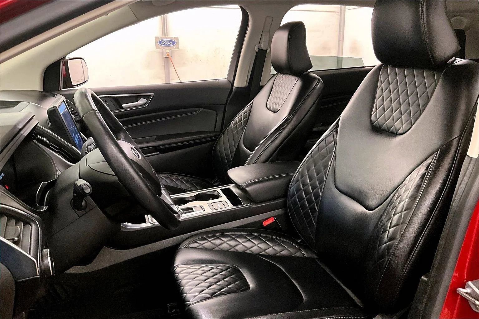 Certified 2023 Ford Edge Titanium image 24