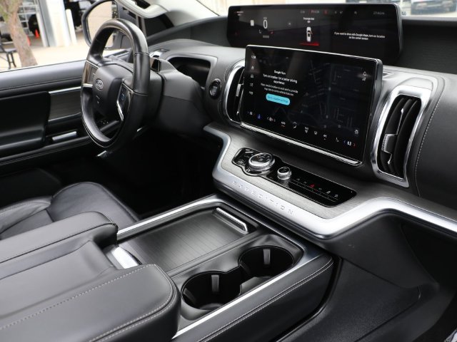Certified 2025 Ford Expedition Max Platinum AWD/4WD image 13