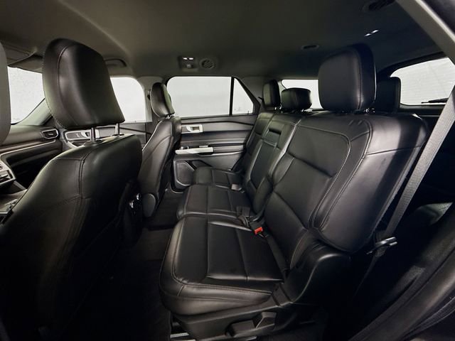 Certified 2022 Ford Explorer XLT w/ Equipment Group 202A image 23