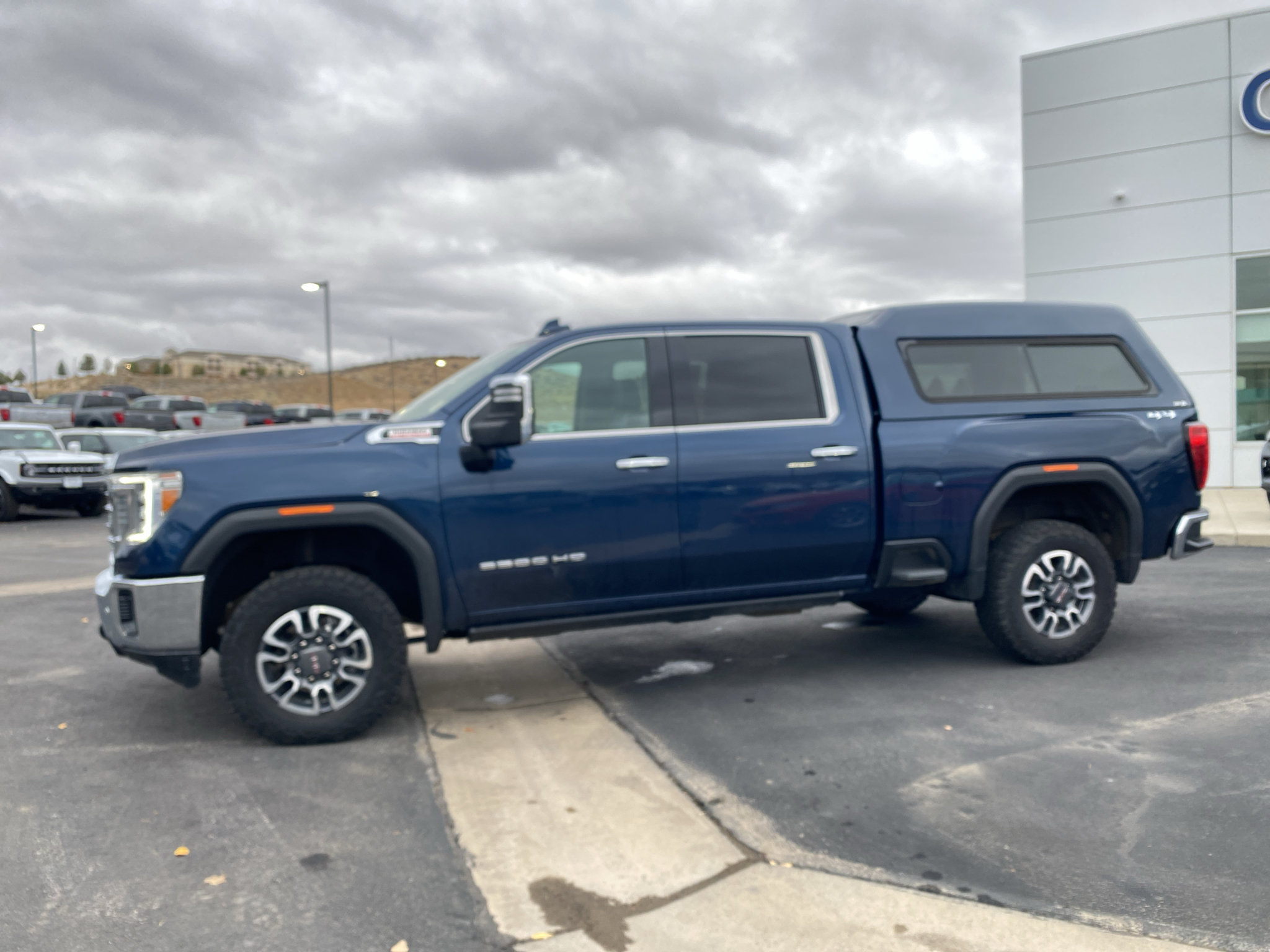 Used 2021 GMC Sierra 3500 SLT w/ SLT Premium Package AWD/4WD image 25