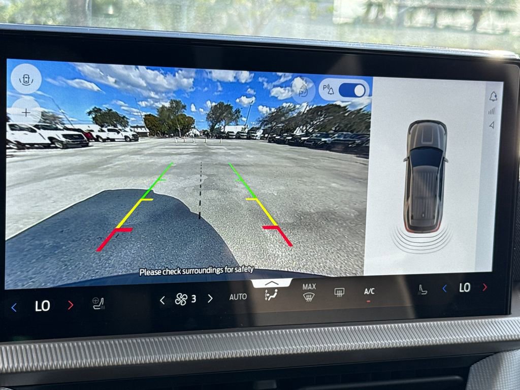 Certified 2025 Ford Explorer Active w/ Active Comfort Package image 21