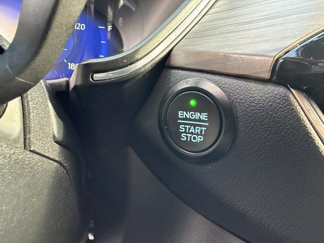 Certified 2020 Ford Escape Titanium w/ Titanium Premium Package 2.0 AWD/4WD image 26