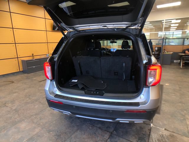 Certified 2020 Ford Explorer XLT w/ Equipment Group 202A AWD/4WD image 22